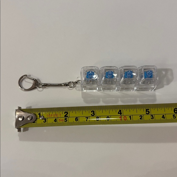 🌈 LED Mechanical Keyboard Fidget Keychain – Click, Glow & Go! - Picture 4 of 12